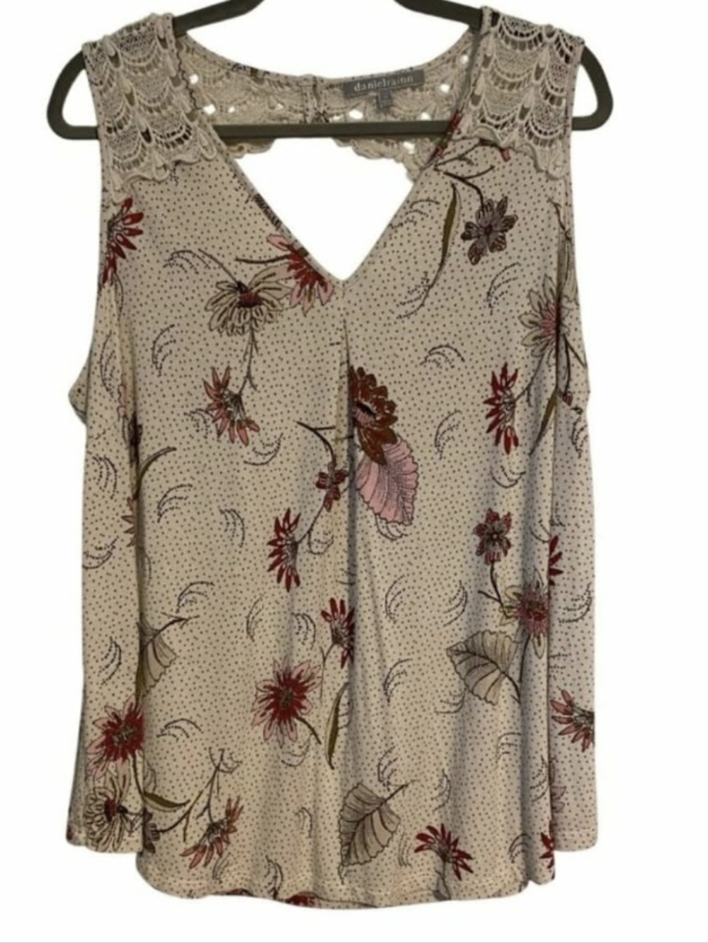 Daniel Rainn Lace Trim Sleeveless Top